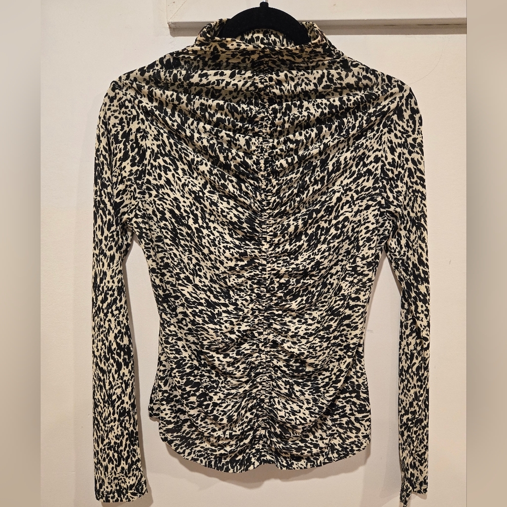 Fitted Leo Print Mock Neck Dynamite